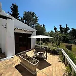 Charming Swimming Pool Villa *