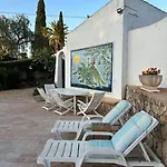 Charming Swimming Pool Villa Portimão
