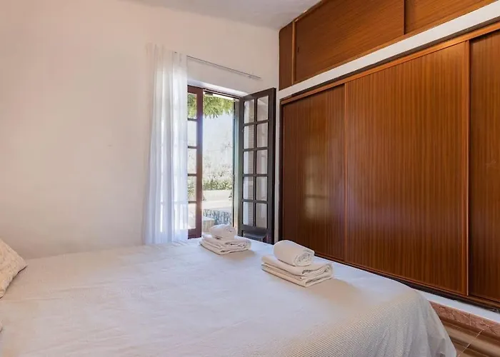 Charming Swimming Pool *