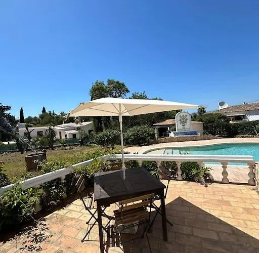 Charming Swimming Pool Portimão