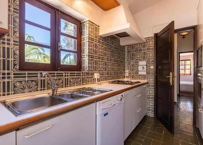 Villa Charming Swimming Pool *