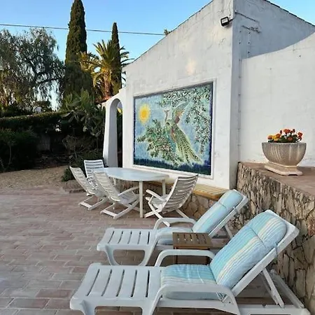 Alvor Private Pool With Large Garden & Peace Villa Portimao